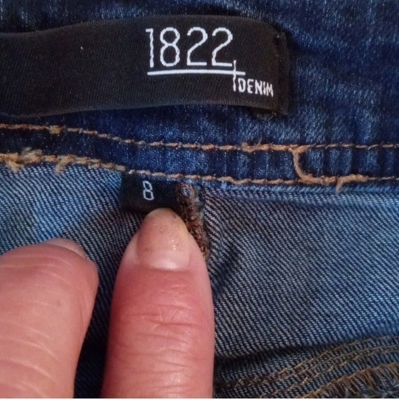 1822 Denim jean shorts women's size 8 - Picture 5 of 9